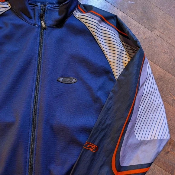 Vintage Windbreaker Blue and Gray Zip-Up Jacket - Picture 5 of 7